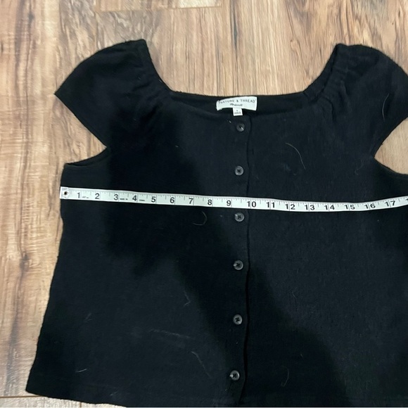 Madewell Texture & Thread Button-Front Top - Picture 9 of 11